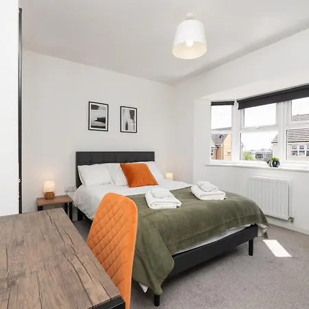 Hébergement de vacances Large Modern Home, Free Parking, Families And Contractors Welcome